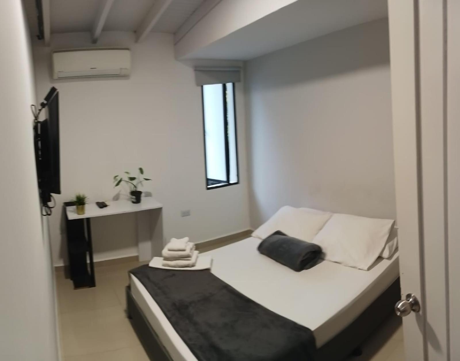 Hotel La Carpita Medellín Buitenkant foto